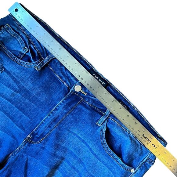 Judy Blue Mariah Distressed Serape Patch Skinny Fit Denim Jeans - Picture 8 of 13